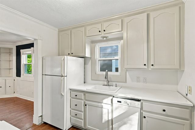 2023 37th Street, Des Moines, IA 50310