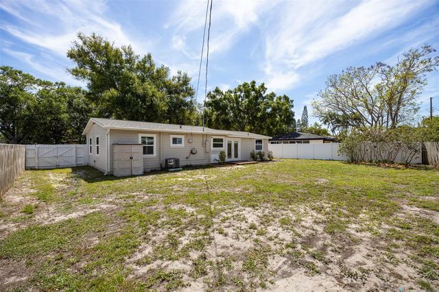 7500 ORPINE DRIVE N, St Petersburg, FL 33702