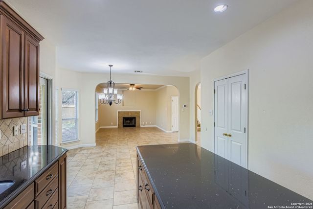 13607 Windy Creek, Helotes, TX 78023