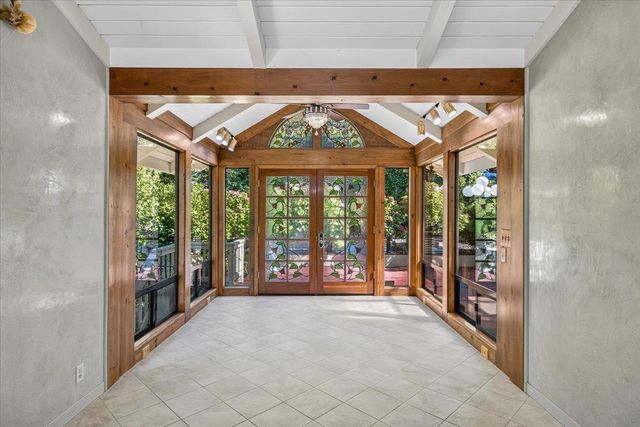 10388 Partridge Rd, Grass Valley, CA 95945