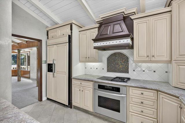 10388 Partridge Rd, Grass Valley, CA 95945