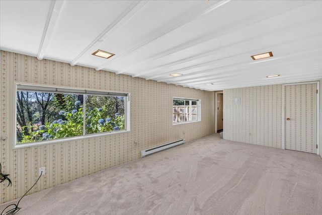 10388 Partridge Rd, Grass Valley, CA 95945
