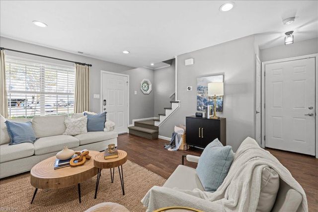 2609 Loudoun ST, Virginia Beach, VA 23456