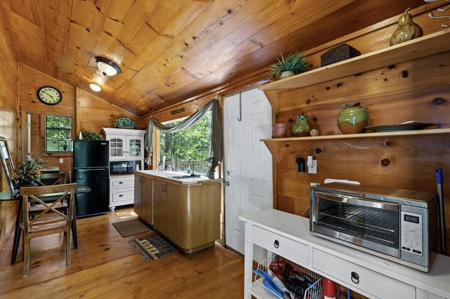 382 Highland Road, Ellijay, GA 30540