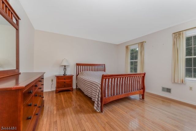 8 Kilmer Dr, Hillsborough Twp., NJ 08844