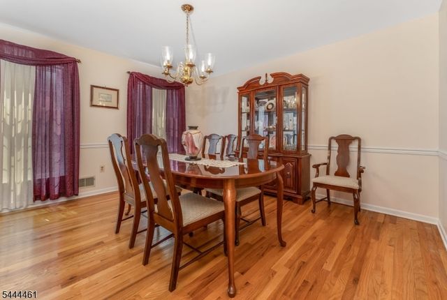 8 Kilmer Dr, Hillsborough Twp., NJ 08844