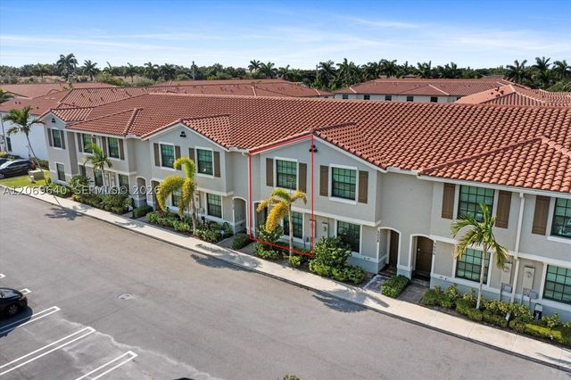 5010 Genove Pl 5010, Riviera Beach, FL 33410