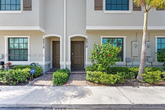 5010 Genove Pl 5010, Riviera Beach, FL 33410