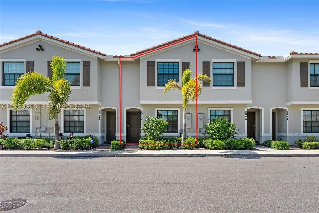 5010 Genove Pl 5010, Riviera Beach, FL 33410