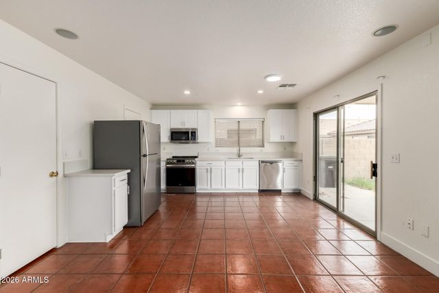 1043 S SAN VINCENTE Court, Chandler, AZ 85286