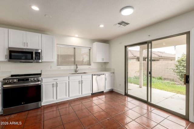 1043 S SAN VINCENTE Court, Chandler, AZ 85286