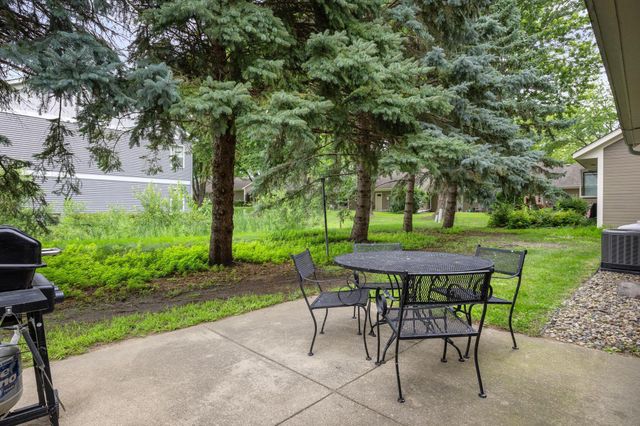 34 Somerset Drive, Waconia, MN 55387