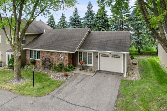 34 Somerset Drive, Waconia, MN 55387