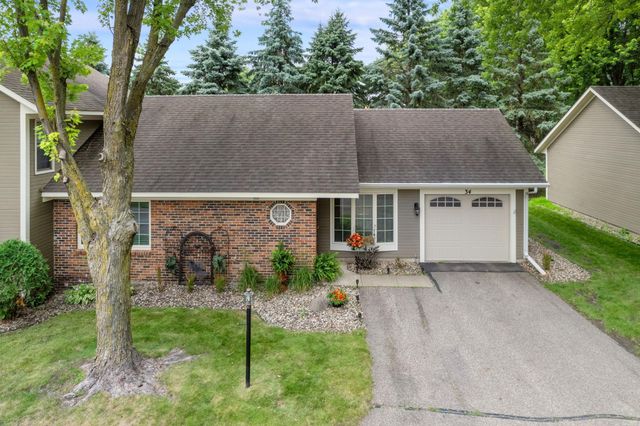 34 Somerset Drive, Waconia, MN 55387