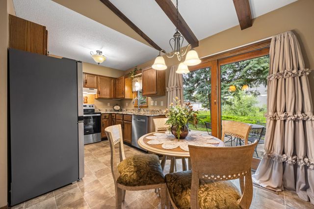 34 Somerset Drive, Waconia, MN 55387