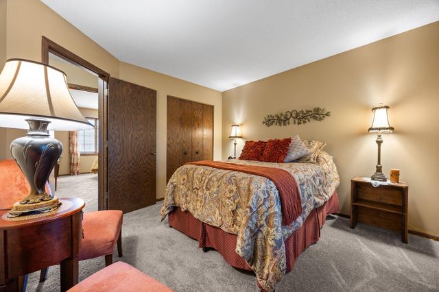 34 Somerset Drive, Waconia, MN 55387