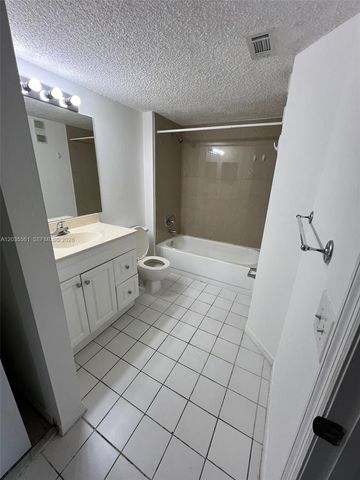 3985 W Mcnab Rd A103, Pompano Beach, FL 33069
