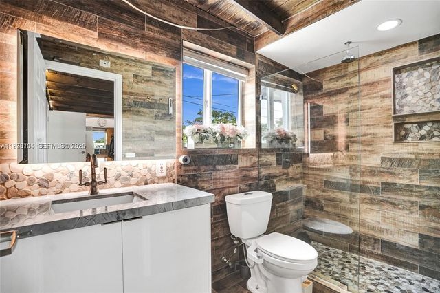 4185 SW 49th Ct, Dania Beach, FL 33314