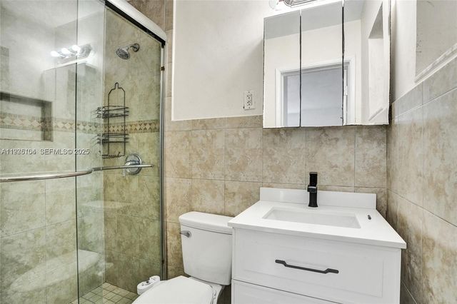 4185 SW 49th Ct, Dania Beach, FL 33314