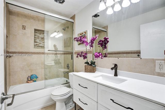 4185 SW 49th Ct, Dania Beach, FL 33314