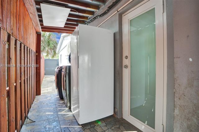 4185 SW 49th Ct, Dania Beach, FL 33314