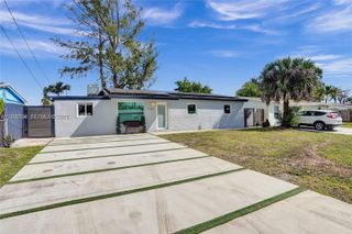 4185 SW 49th Ct, Dania Beach, FL 33314