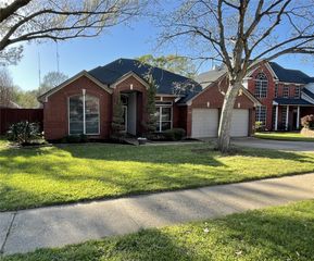 3260 Shady Glen Drive, Grapevine, TX 76051