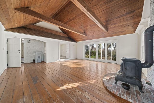 18 Winfield Lane, Osterville, MA 02655