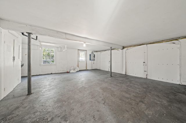 18 Winfield Lane, Osterville, MA 02655