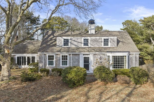 18 Winfield Lane, Osterville, MA 02655