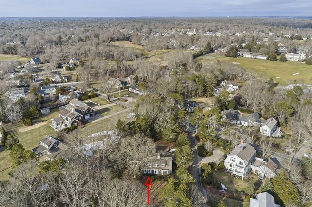 18 Winfield Lane, Osterville, MA 02655