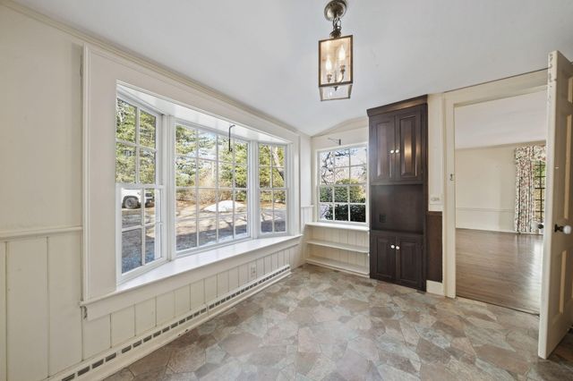 18 Winfield Lane, Osterville, MA 02655