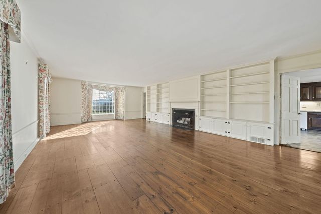 18 Winfield Lane, Osterville, MA 02655