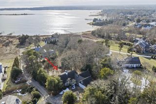 18 Winfield Lane, Osterville, MA 02655