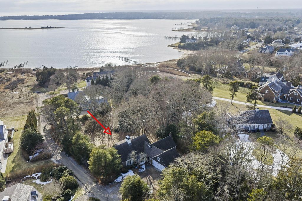 18 Winfield Lane, Osterville, MA 02655