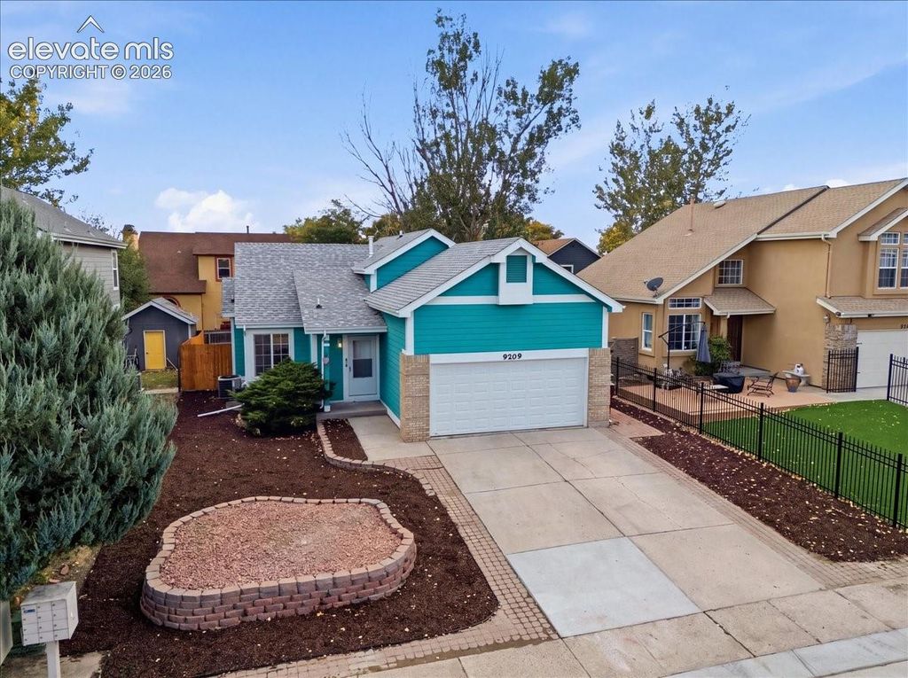 9209 Granger Lane, Colorado Springs, CO 80925 — exterior