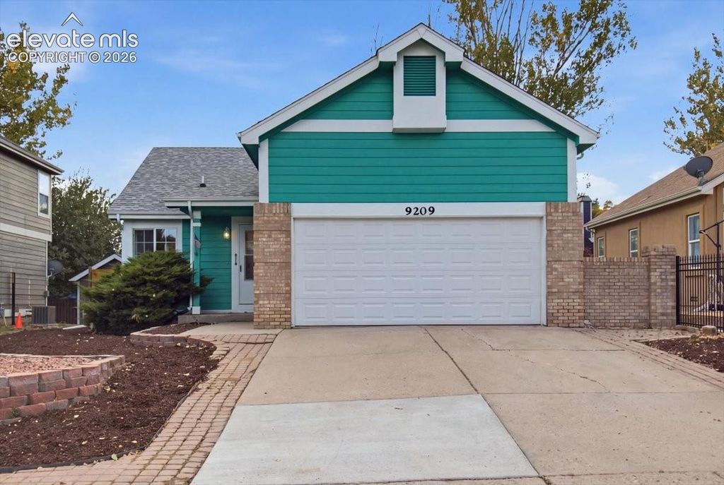 9209 Granger Lane, Colorado Springs, CO 80925 — photo 2