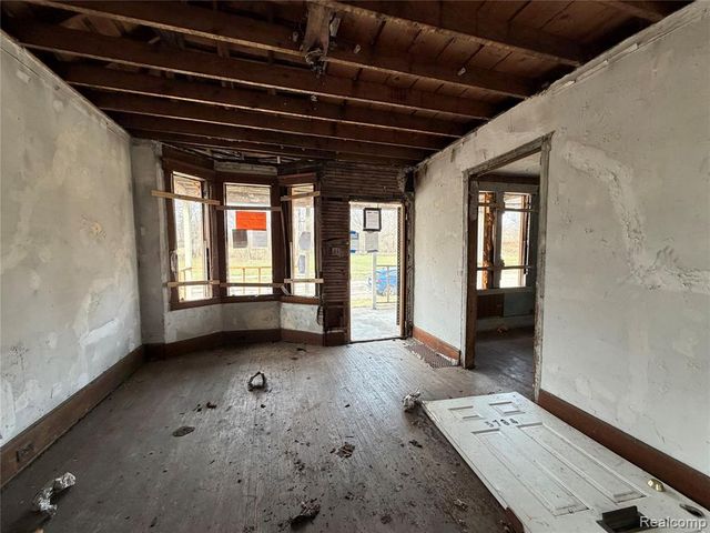 5784 Garland Street, Detroit, MI 48213