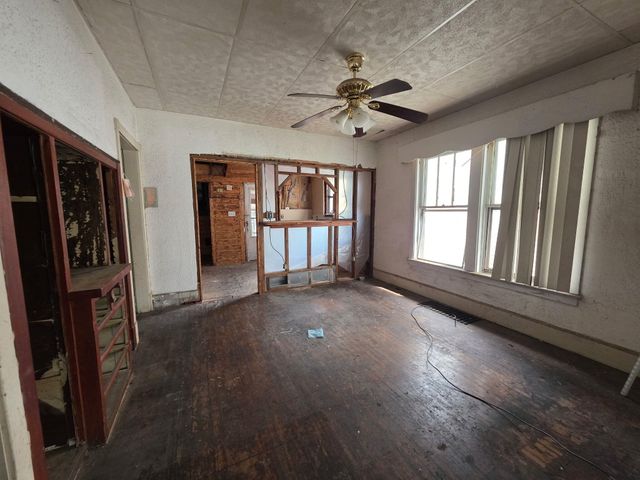 3721 Ivy Street, East Chicago, IN 46312