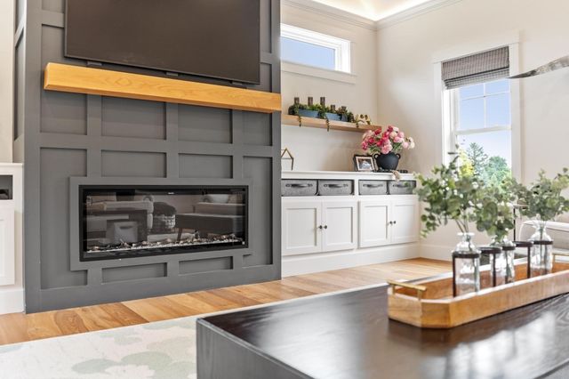 989 Pleasant St, Leominster, MA 01453