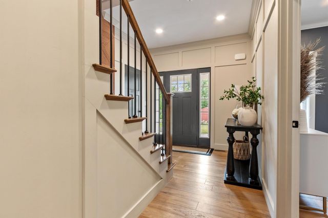 989 Pleasant St, Leominster, MA 01453