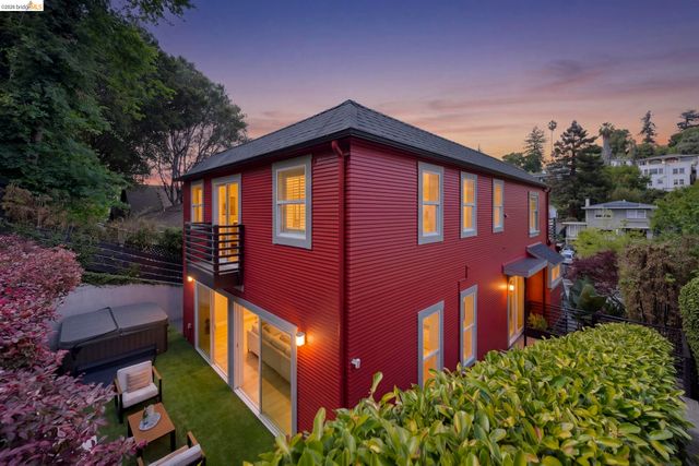 683 Mandana Blvd., Oakland, CA 94610