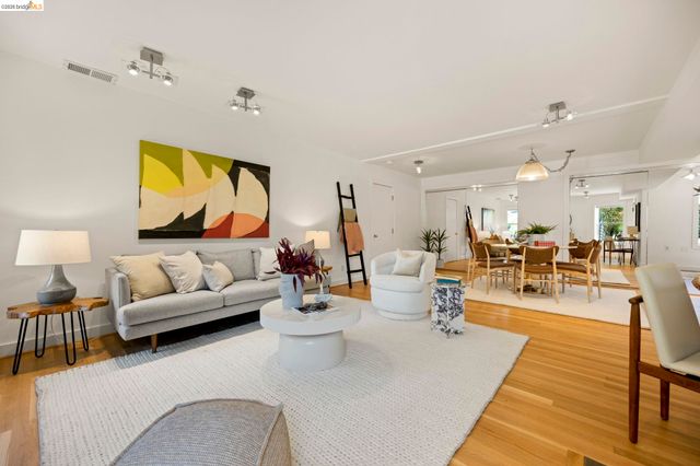 683 Mandana Blvd., Oakland, CA 94610