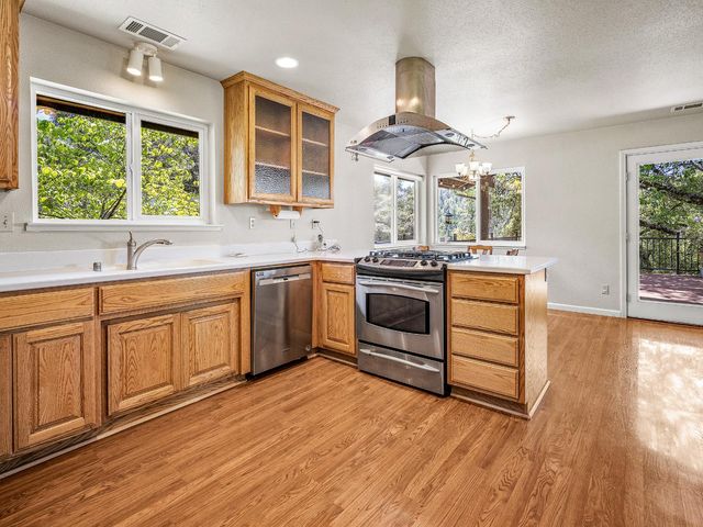1000 Thundercloud Ln, Placerville, CA 95667