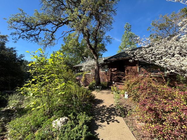 1000 Thundercloud Ln, Placerville, CA 95667