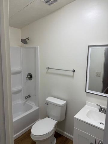 195 E Turner Street, Summerville, SC 29483