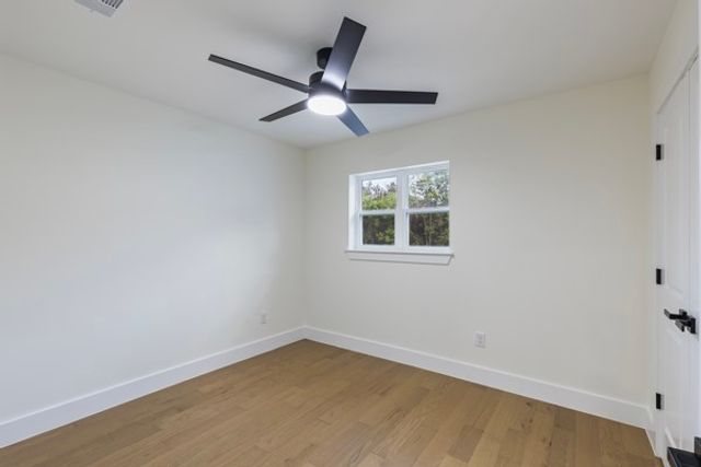 4633 Lynnacre Drive, Dallas, TX 75211