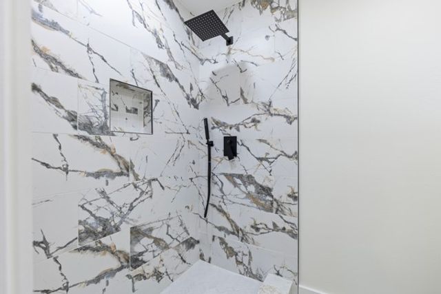 4633 Lynnacre Drive, Dallas, TX 75211