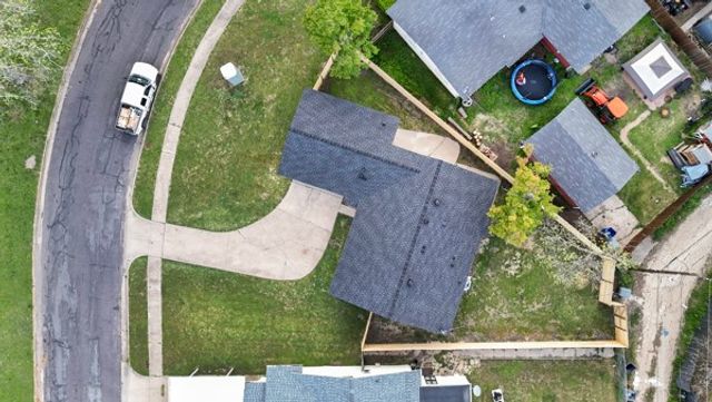 4633 Lynnacre Drive, Dallas, TX 75211