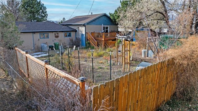 624 N 2nd Street N, Livingston, MT 59047